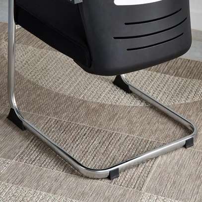 Comfortable Mesh Cantilever Guest Chair image 2