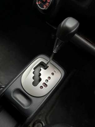 Toyota  succeed silver image 13