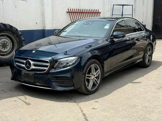 MERCEDES benz E250 amg line image 3
