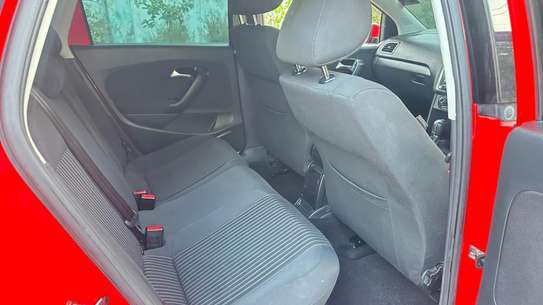 Volkswagen polo Red image 4