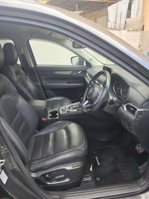 MAZDA CX5 PETROL 2500CC 2019MODEL image 4