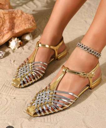 summer sandals image 6
