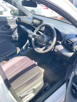 TOYOTA YARIS 2019MODEL image 7