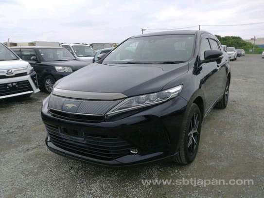 Toyota harrier image 2