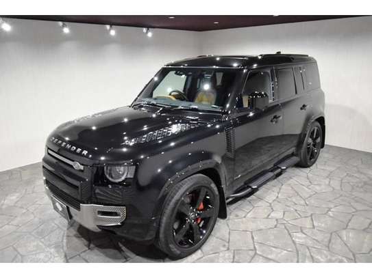 2022 LAND ROVER DEFENDER 110X D300 image 3