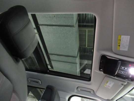 2022 RANGE ROVER SPORT image 6