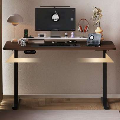 Standing Desk; 1.6M Adjustable  Electric Desk in Ogembo image 4