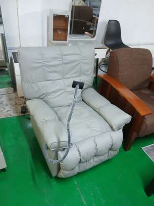 Sofas : Reclining Office Sofa with Tablet Holder image 3