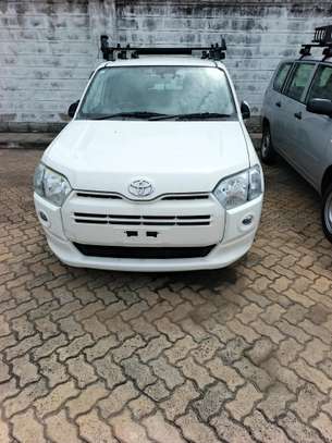 Toyota probox F extra image 2