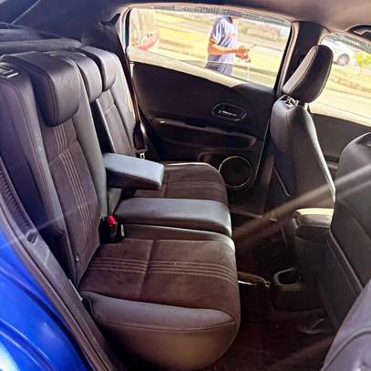 Honda Vezel HR-V Compact SUV Blue Efficient Ride 2019 image 7