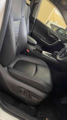 TOYOTA RAV 4 2019MODEL NORMAL image 11
