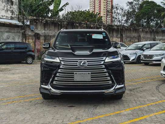 Lexus LX 6000 , 2020 model image 11