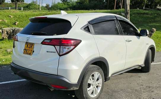 HONDA VEZEL HYBRID 2017MODEL image 3