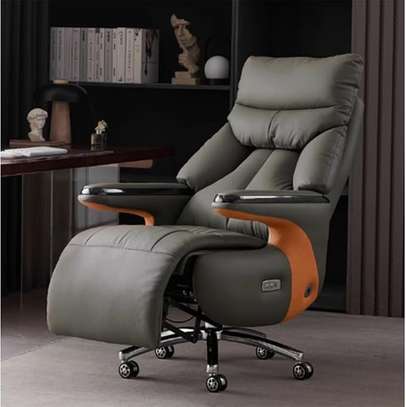 High-End Executive Swivel Office Chair image 4
