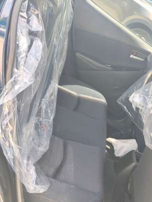 MAZDA 2 image 3