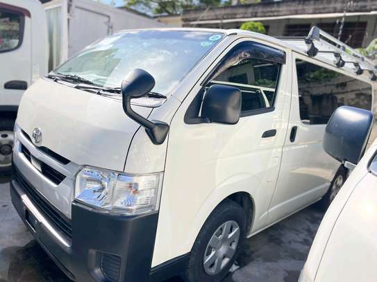 TOYOTA HIACE 7L AUTO DIESEL 2019MODEL image 8