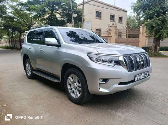 LAND CRUISER PRADO TXL DIESEL J150 SERIES image 8
