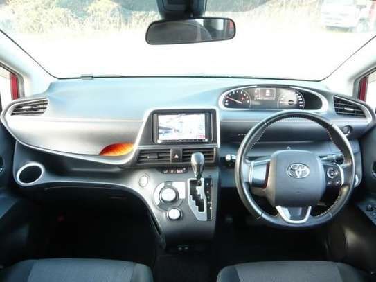 2019 TOYOTA SIENTA FANBASE G image 6