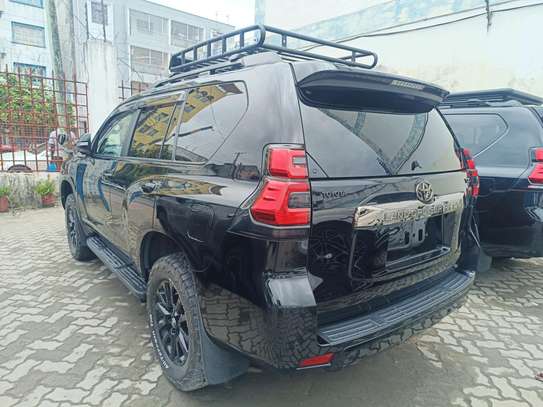 Toyota land Cruiser Prado TX-L Diesel 2018 Black image 3