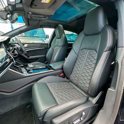 Audi RS7 Black High-Performance Sedan LED image 9