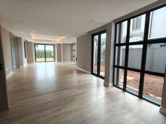4 Bed Townhouse with En Suite at Runda image 7