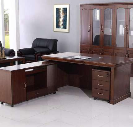 Office Desk; 160cm Mahogany Executive Work Desk image 3
