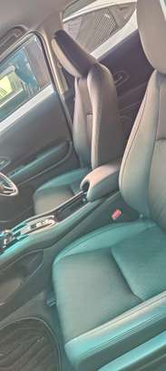 Honda Vezel Hybrid Darkblue 2019 image 4