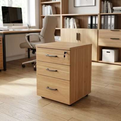 3 Drawer Mobile Pedestal Cabinet image 2