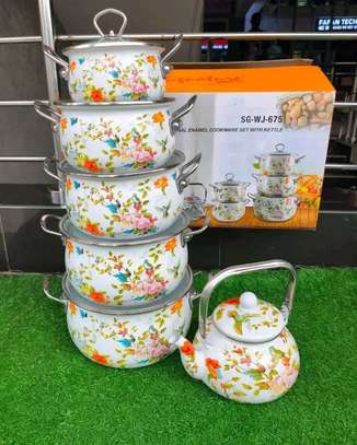 10 Piece Enamel Cookware Set with Kettle image 3
