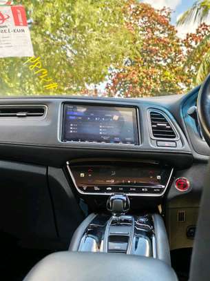 Toyota Sienta hybrid 7seater white 2019 image 4