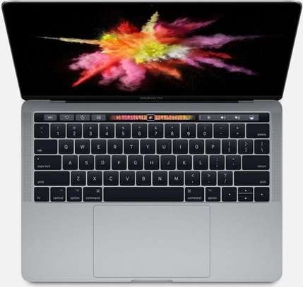 MACBOOK PRO INTEL CORE I7,16GB,256SSD,13.3INCHES image 3