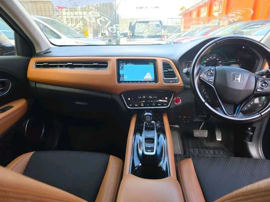 HONDA VEZEL HYBRID Z SENSING 2019MODEL image 3