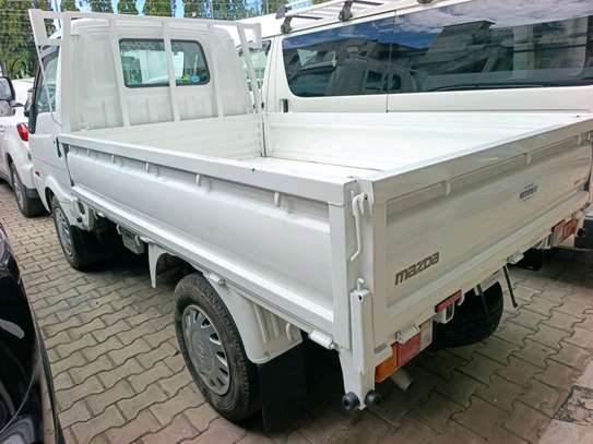 Mazda bongo track image 2