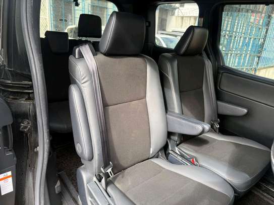 Toyota Noah black wxb 2019 2WD image 4
