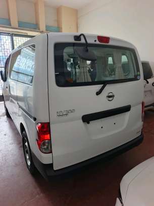 Nissan NV200 image 3