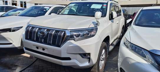 Toyota Land cruiser Prado Tx petrol 2018 image 8