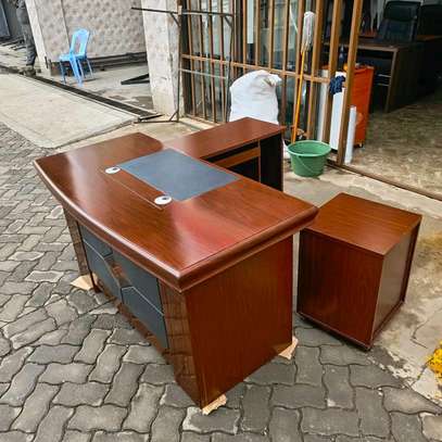 Executive office desk image 2