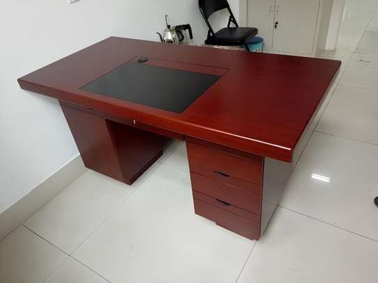 Office Desk : Brown Mahogany 1.2M Executive Office Desk image 5
