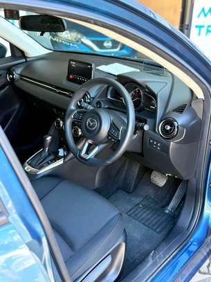 Mazda demio   petrol image 4
