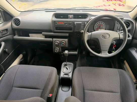 Toyota probox image 3