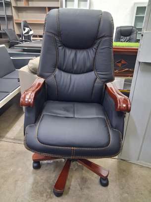 Directors Leather Office Chair image 5