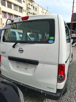 Nissan Nv200 image 8