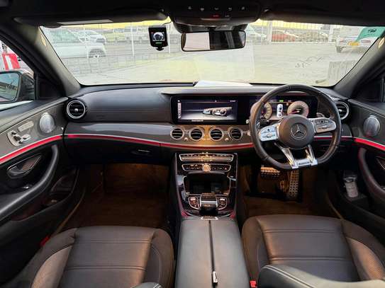 MERCEDES BENZ AMG E53 2019MODEL SUNROOF image 9