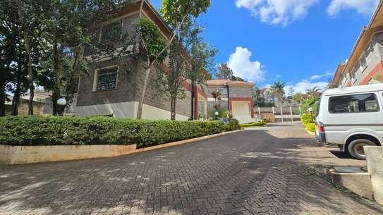 5BR All-Ensuite Townhouse + DSQ for Sale image 2