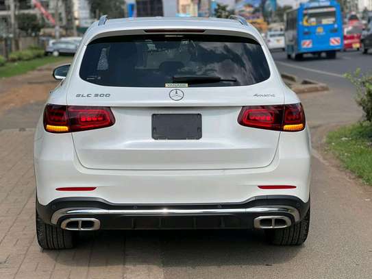 Mercedes Benz GLC 300 image 3