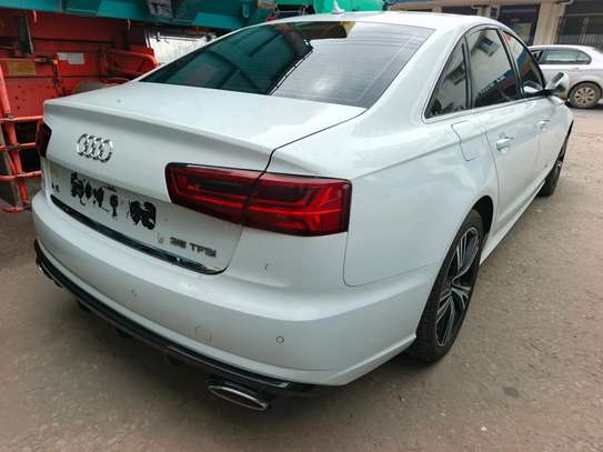Audi A6 sunroof image 5