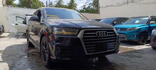 Audi Q7 Quattro 2018 S-Line image 2
