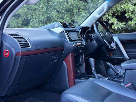 Toyota Land cruiser prado TX black  fully loaded 2018 image 2