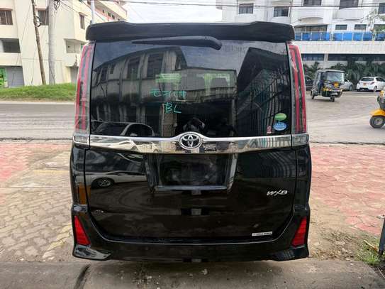Toyota Noah black wxb 2019 2WD image 13