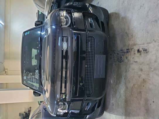 Land Rover defender image 5